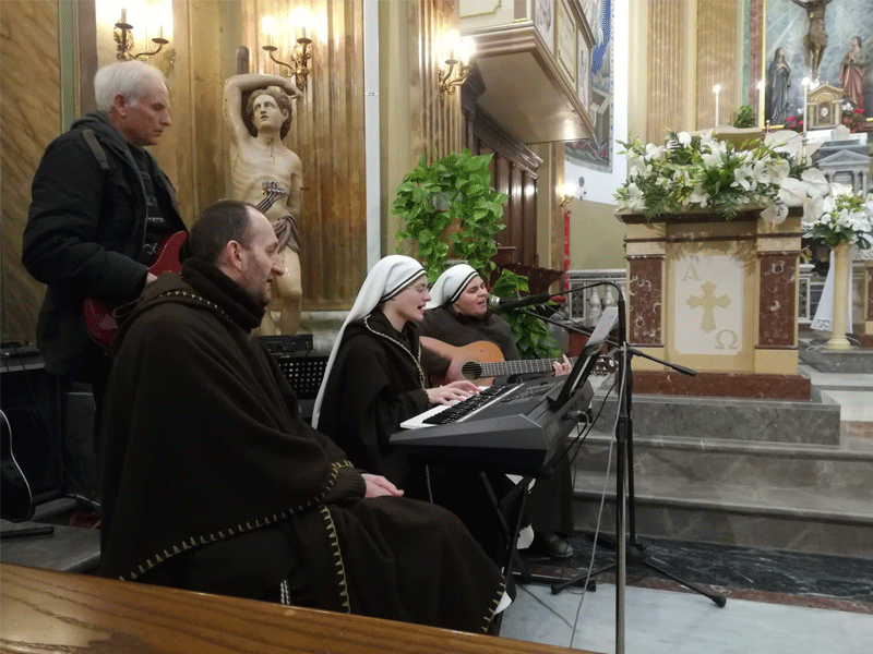 Foto dell'incontro di preghiera a Baucina (PA)